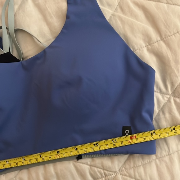 On Cloud Running Yoga Pilates Sports Bra Blue & Black Strappy Racerback Sz Small - Picture 10 of 14